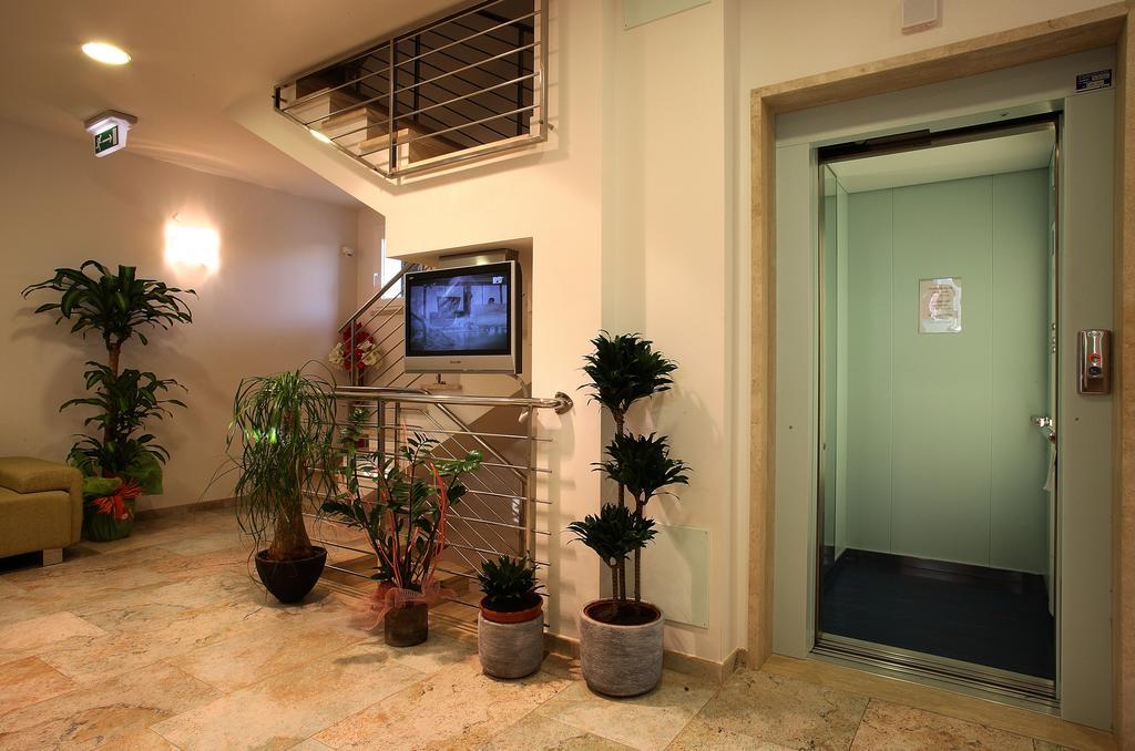 Hotel Aurora Сан Винченцо Екстериор снимка